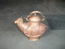 Pot À Eau Sacré En Cuivre