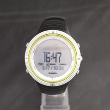Montre à quartz Suunto Core vert clair - fonctionne bon état
