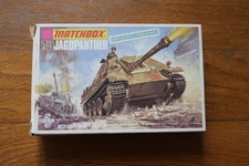 Maquette de char Jagdpanther de marque Matchbox au 1:72eme, partiellement peinte