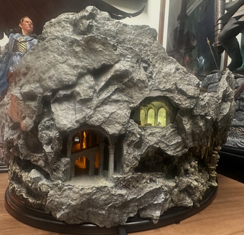New weta helm - the, lord