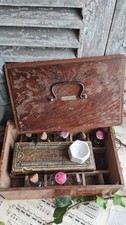 ANCIEN COFFRET EN BOIS DE