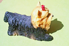 Petite figurine chien en