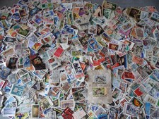 Lot de 1500 timbres du monde (G) - vrac à trier