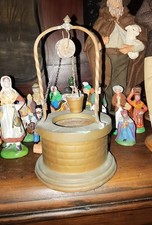 Santons Crèche de noël ...Décoration puit en cuivre pour personnage 12cm