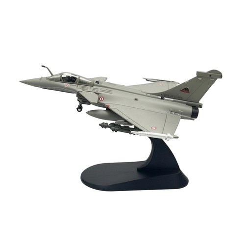 Maquette avion chasse - de,