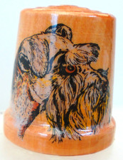Dé à coudre Thimble en bois - SCHNAUZER TETE DE CHIEN
