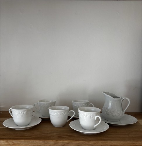 Tasses soucoupes et - tasses,