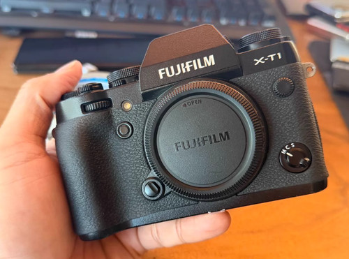 Fujifilm fuji xt1 - x-t1,