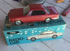 TRIX 9901 RADIO-CAR BMW 2000 CS - RED L22.0cm- EN BOITE DE 1968 -  RARE