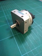 FESTO DSM-10-90-P-A rotative cylinder - Vérin rotatif