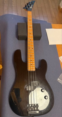 Charvel jackson model 1b - jackson, model-1b