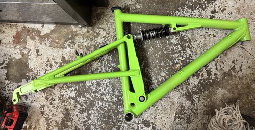 Santa cruz heckler frame - santa,