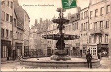 *70140 cpa 25 Besançon - Fontaine de la Place Bacchus