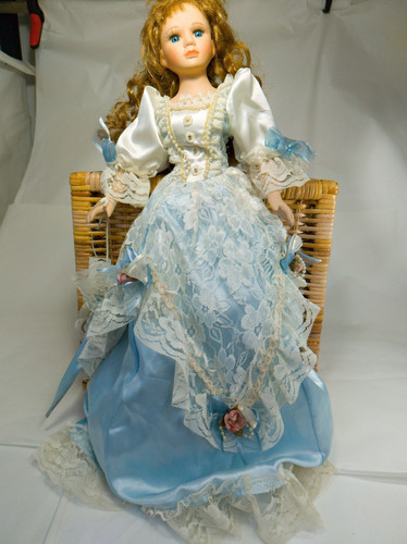 Poupée porcelaine cm - 60,