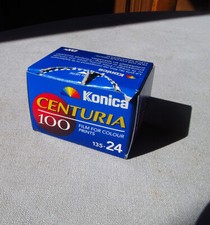 Pellicule Vierge 24 x 36 Couleur CENTURIA  PERIMEE 2004