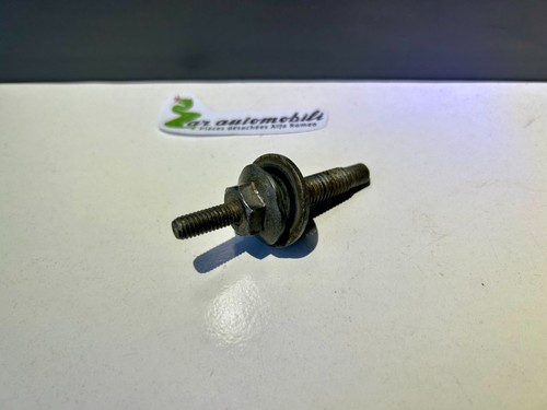 Vis support moteur berceau
