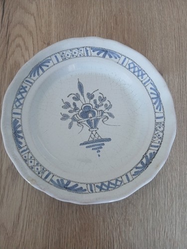 Plat faïence dit cul noir - dit,