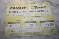 TICKET )) PSG V BORDEAUX )) Saison 1985/86 