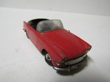 ancienne voiture miniature