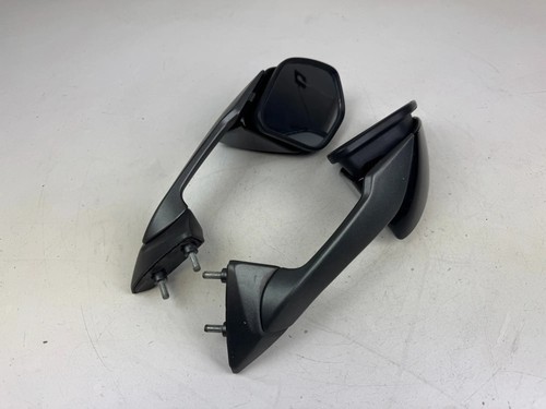 Suzuki gsx1300r hayabusa - suzuki,