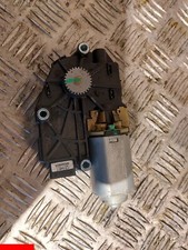 Moteur toit ouvrant