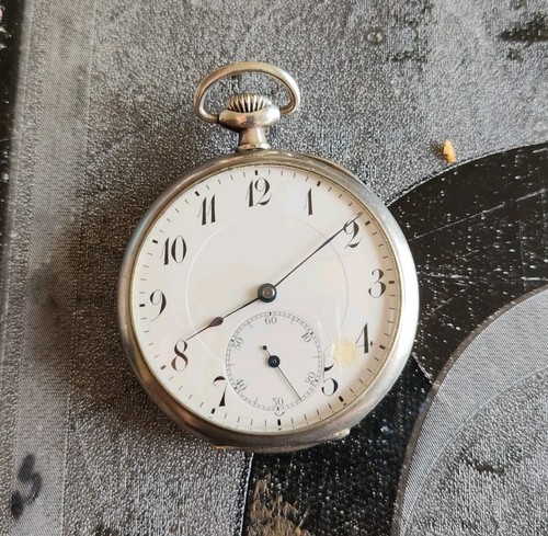 Horlogerie jolie montre - montre, a