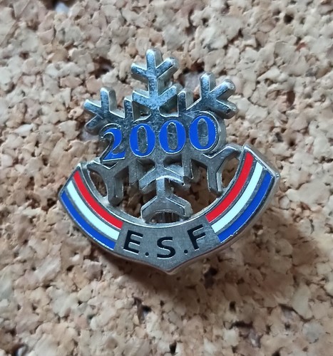 Broche pin badge insigne - pin's,