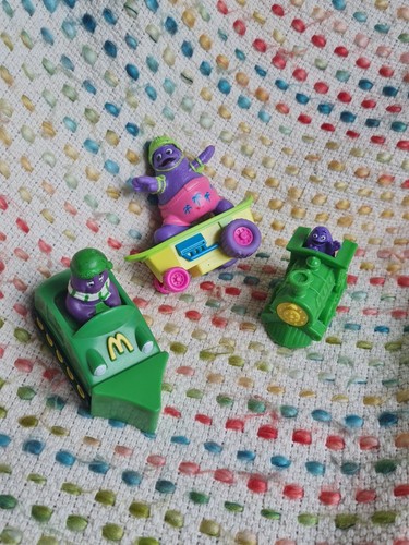 Lot jouets mcdonald - de, mcdonald's