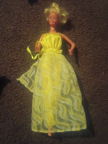 Vintage pretty changes barbie - vintage,