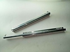 Coulisses sous tiroir à bille