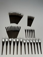 48 Couverts Arne Jacobsen