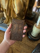 Plioir à dentelle sculpté