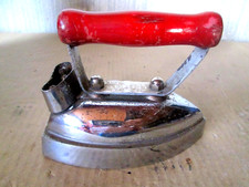mini FER à REPASSER H POIRIER  Le BABY Bügeleisen Iron 1,3kg c1950 manque cordon