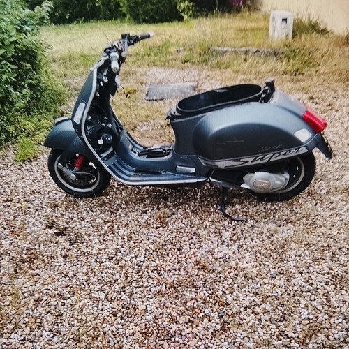 Vendre toutes pièces - À, vespa