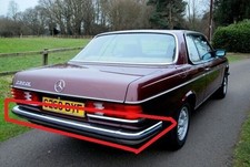 Mercedes W123 Saloon Coupe Arrière Pare-Choc Caoutchouc Protection Noir 1 Pièces