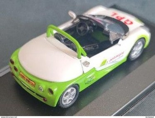 Vehicule publicitaire renault - vehicule,
