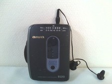 Fully functional AIWA radio