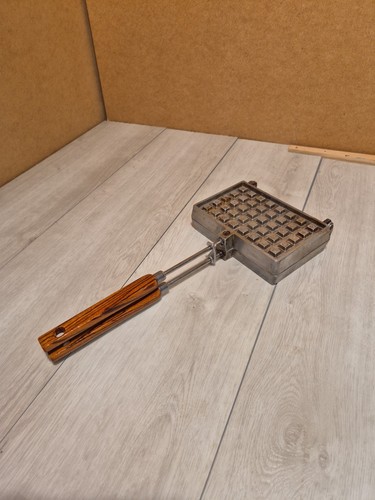 Ancien gaufrier des années - ancien,