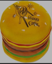 MOON Cafe Burger Boule D