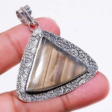 Pendentif pierre précieuse