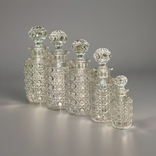 Serie flacons de toilette - de,