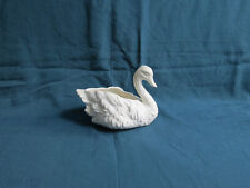 vase forme de cygne,capodimonte