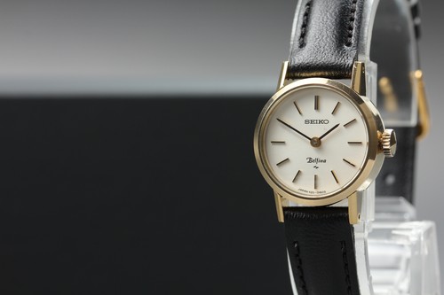 Montre femme vintage 1975