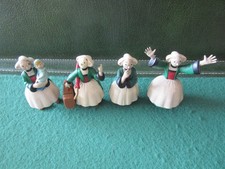 4  FIGURINES BECASSINE  HACHETTE 2002 BEBE.VALISE+PARAPLUIE,BRAS LEVES,INTERRO