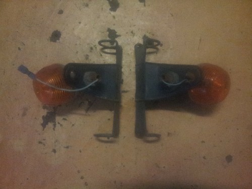 Support clignotants - support, +