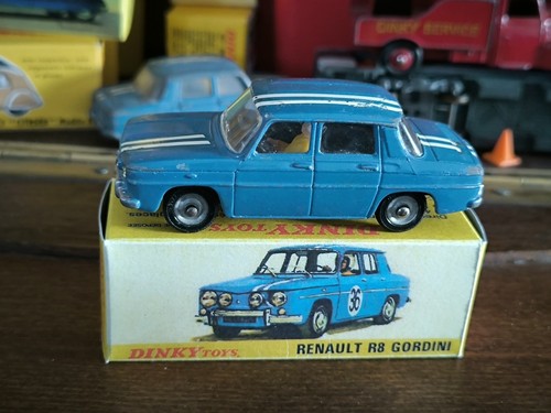 Dinky toys france 1414 renault - france,