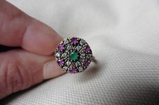 Superbe bague en argent sertie