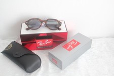 Neuf : Lunettes de Soleil RAY