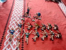 Lot De 15 Cyclistes Anciens  Tour De France, Figurines Plastique Vintage 