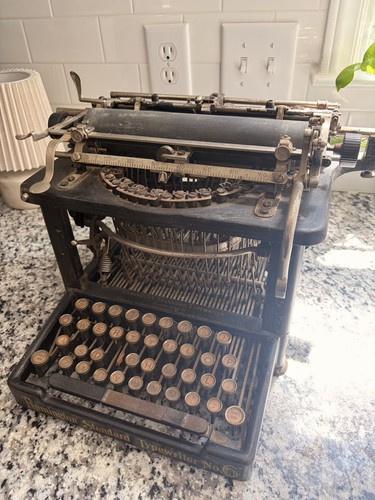Vintage remington standard - remington,